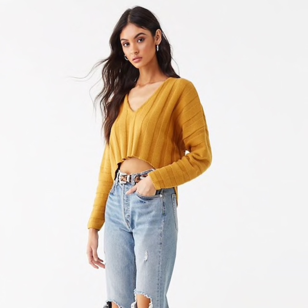 Forever 21 cream colored Crop